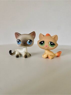 Littlest Pet Shop Cat Figures